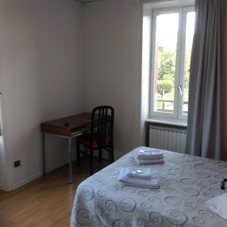 Le Clos Fleuri Bourg-de-Thizy Екстер'єр фото