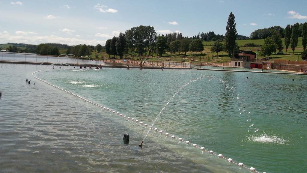 Le Clos Fleuri Bourg-de-Thizy Екстер'єр фото